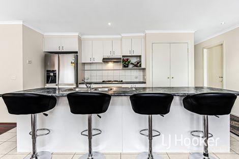 Property photo of 34 Eureka Crescent Narre Warren South VIC 3805