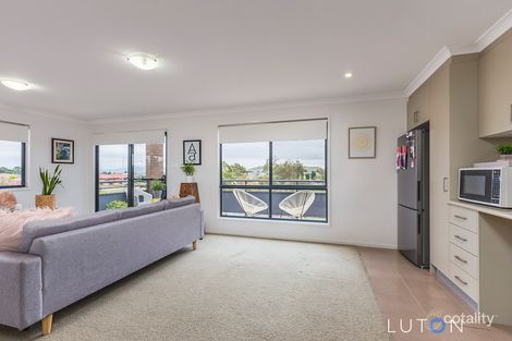 Property photo of 3/4 Jeff Snell Crescent Dunlop ACT 2615