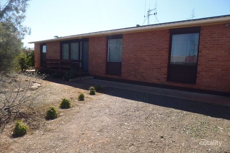 6 Charles Ave, Whyalla Norrie, SA 5608