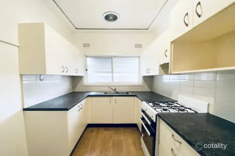 Property photo of 1 Fullerton Crescent Riverwood NSW 2210