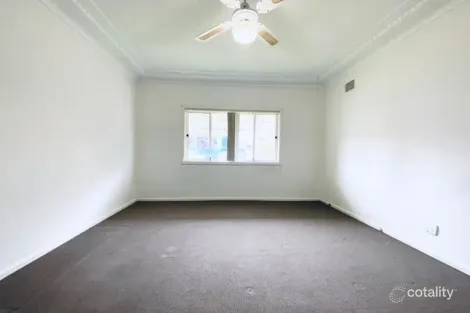 Property photo of 1 Fullerton Crescent Riverwood NSW 2210