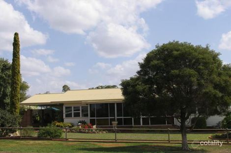 14 Toowoomba Rd, Oakey, QLD 4401