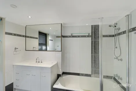 Property photo of 5/9-15 Lady Caroline Close Kooralbyn QLD 4285