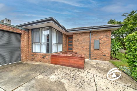 Property photo of 9 Barondi Avenue Narre Warren VIC 3805
