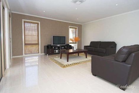 Property photo of 25 Redmond Court Bundoora VIC 3083