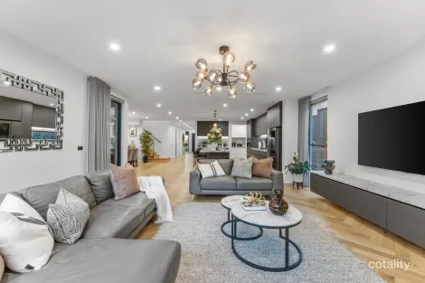 Property photo of 7 Stuart Street Moonee Ponds VIC 3039