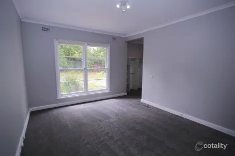 Property photo of 58 Blackburn Road Blackburn VIC 3130