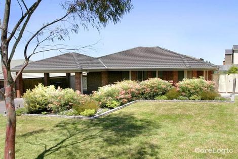 Property photo of 8 Stradbroke Close Berwick VIC 3806