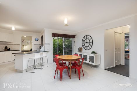 Property photo of 1 Royal Court Narre Warren South VIC 3805