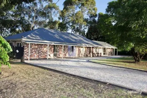 38 Mayfield Rd, Cranbourne East, VIC 3977