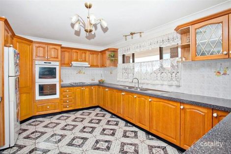 Property photo of 11 Ballard Place Doonside NSW 2767