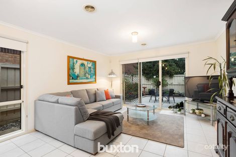 Property photo of 18 Kingsland Close Dingley Village VIC 3172