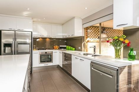 Property photo of 10 Iseo Place Joondalup WA 6027