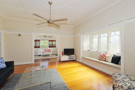 Property photo of 36 Armstrong Road Cannon Hill QLD 4170