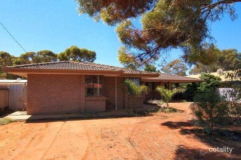 34 Shaw St, West Lamington, WA 6430