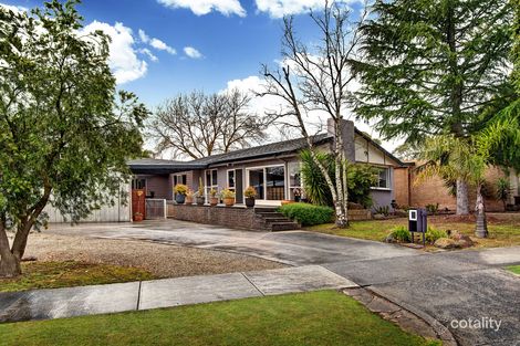 32 Blazey Rd, Croydon South, VIC 3136