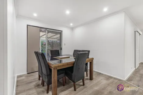 Property photo of 43 Greenpark Road Alexander Heights WA 6064