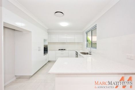 Property photo of 2/9 Warrigal Street Blackwall NSW 2256