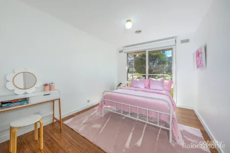 Property photo of 121 Charter Road West Sunbury VIC 3429