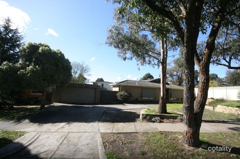 30 Blazey Rd, Croydon South, VIC 3136