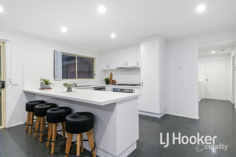 Property photo of 25 Ben Drive Pakenham VIC 3810