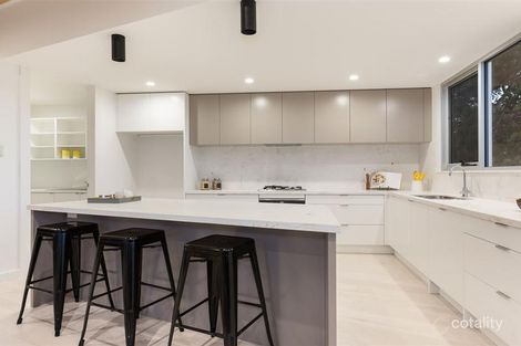 Property photo of 1 Sutton Street Mornington VIC 3931