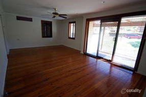 Property photo of 69 Bradman Avenue Warilla NSW 2528