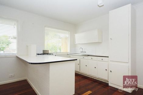 2/9 Parooba Ave, Camp Hill, QLD 4152