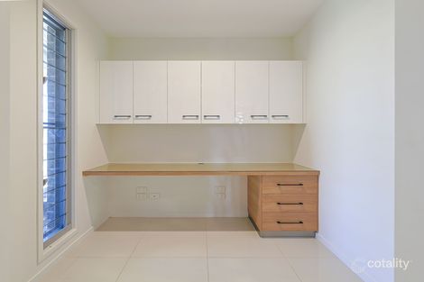 Property photo of 5 Flemington Road Emerald QLD 4720