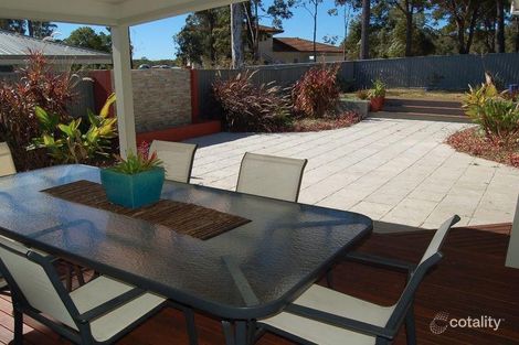 Property photo of 20 Mariner Drive Safety Beach NSW 2456