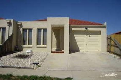 2/8 Sayvel Cl, Hillside, VIC 3037