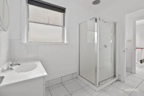 Property photo of 14 White Avenue Hamilton VIC 3300