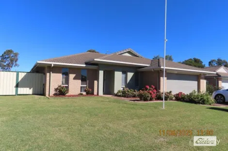 Property photo of 8 Peppermint Place Laidley QLD 4341