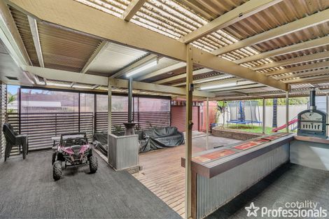 61 Vinca Way, Forrestfield, WA 6058