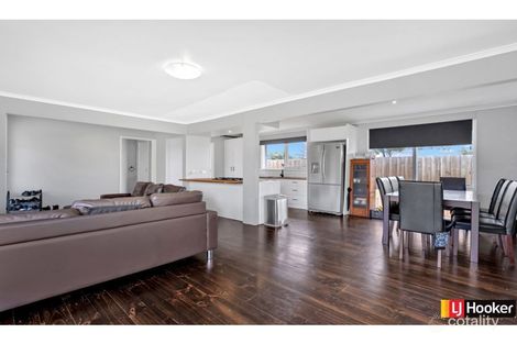 Property photo of 3 Cook Road Melton South VIC 3338