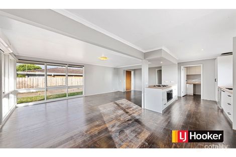 Property photo of 3 Cook Road Melton South VIC 3338