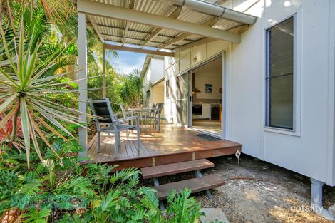 2/151-152 Esplanade, Woodgate, QLD 4660