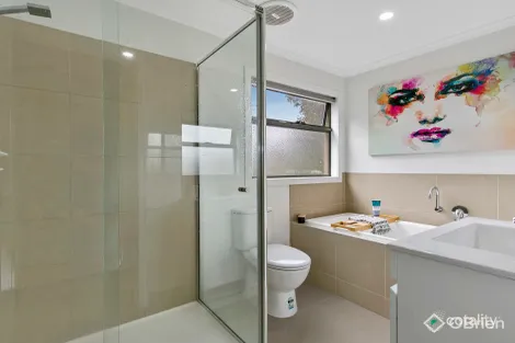 Property photo of 18/27 Brunnings Road Carrum Downs VIC 3201