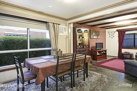 Property photo of 2 Tanner Court Breakwater VIC 3219