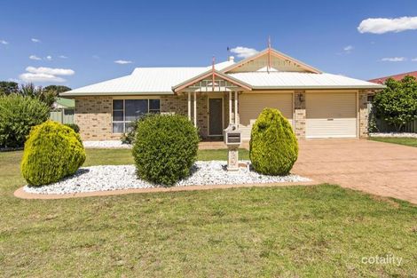 104 Kearney St, Kearneys Spring, QLD 4350