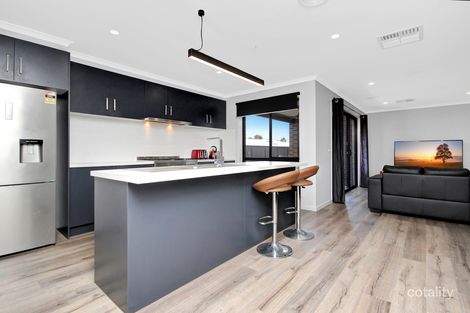 Property photo of 35 Seater Close Horsham VIC 3400