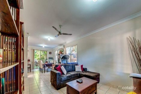 Property photo of 1/7 Glorious Way Forest Lake QLD 4078