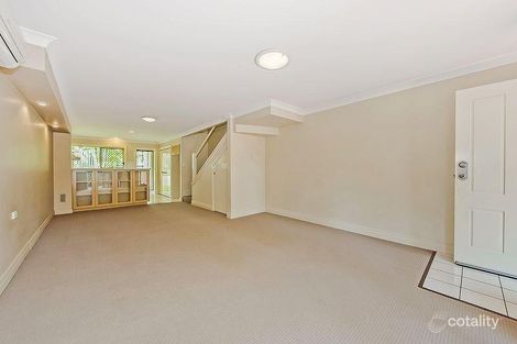 Property photo of 4/279 Wynnum Road Norman Park QLD 4170