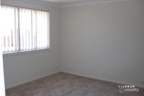 Property photo of 10 Parry Drive Sunshine West VIC 3020