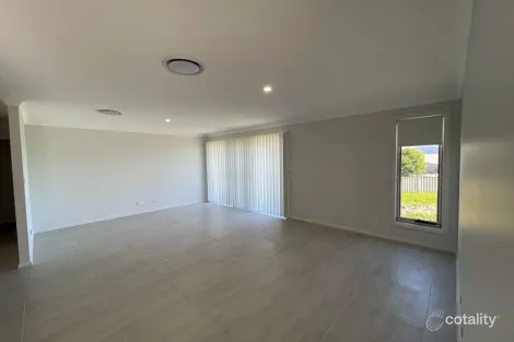 Property photo of 39 Bhima Drive Scone NSW 2337