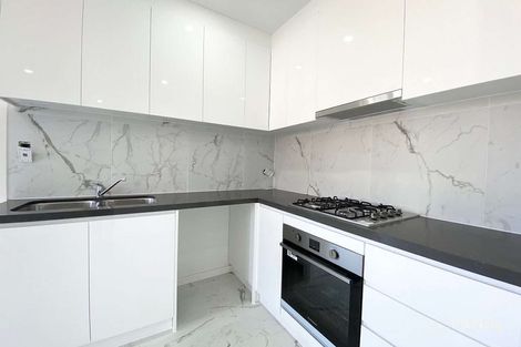 Property photo of 17 Foskett Road Edmondson Park NSW 2174