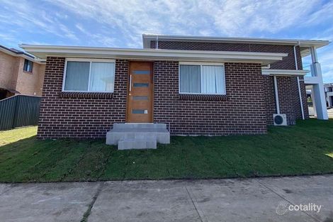 Property photo of 17 Foskett Road Edmondson Park NSW 2174