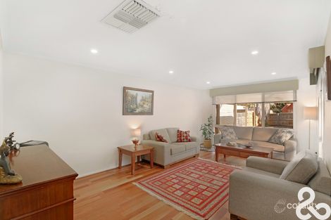 Property photo of 3 Conifer Close Mill Park VIC 3082