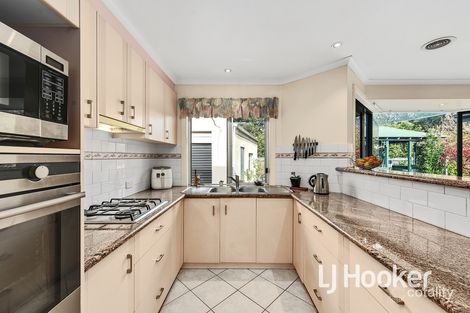 Property photo of 31 Highland Avenue Hampton Park VIC 3976