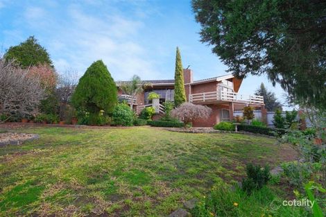 Property photo of 2 Rushden Close Bell Post Hill VIC 3215